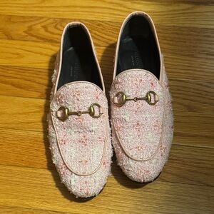 Gucci Textured Pink Loafers with Gold Accents